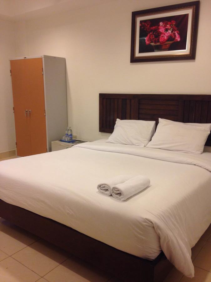 Top Hostel Udon Thani Buitenkant foto